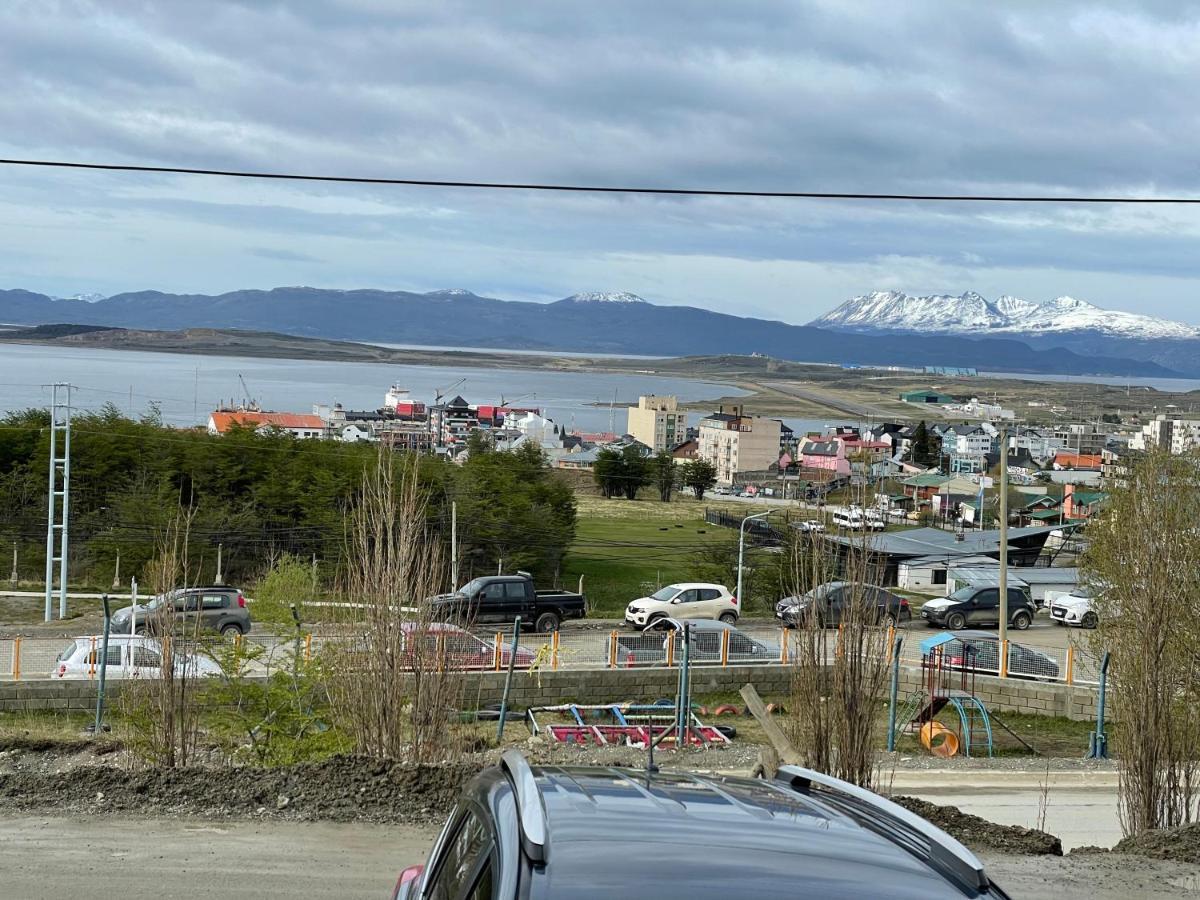 Mirando Al Canal Ushuaia Eksteriør bilde