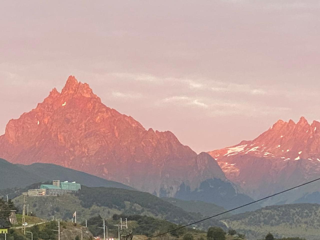 Mirando Al Canal Ushuaia Eksteriør bilde