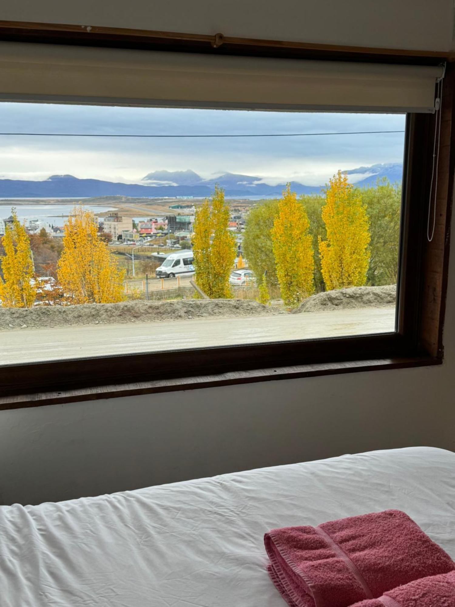 Mirando Al Canal Ushuaia Eksteriør bilde